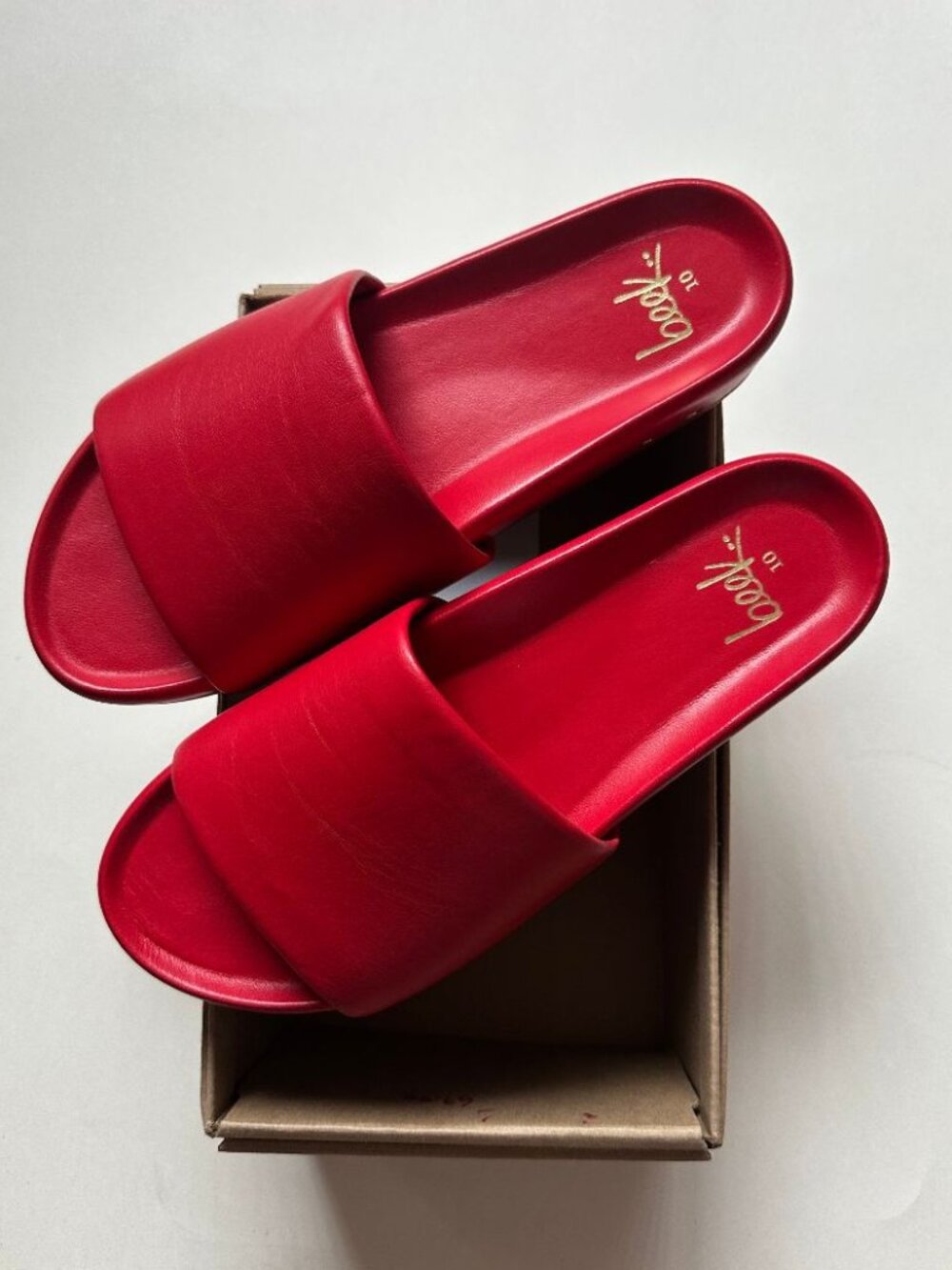 NIB Beek Pelican Lipstick Red Leather Slides Sandals Size 10